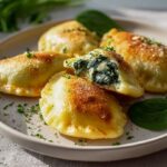 Kartoffeltaschen mit Frischkäse-Spinatfüllung – lecker & einfach!
