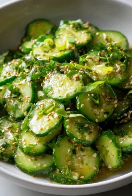 Koreanischer Gurkensalat: Cremig-frisch mit Sesam Tahini